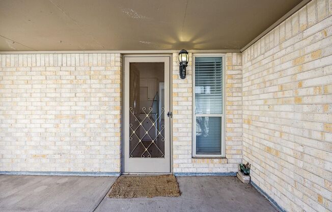 2 beds, 2 baths, $1,990, Unit #206W