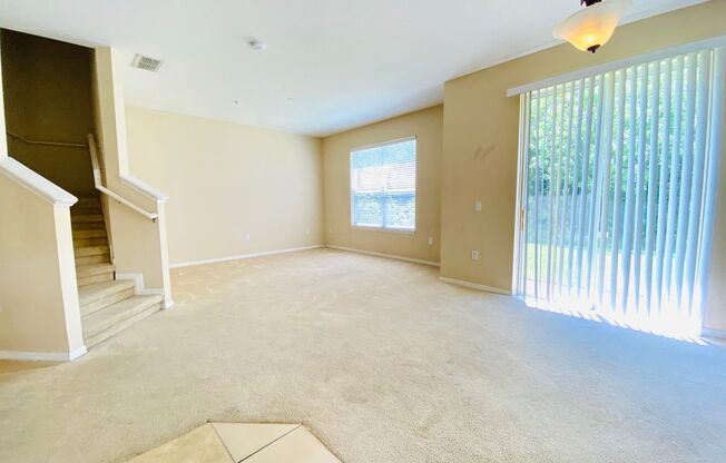 3BD / 2.5BA Carriage Home