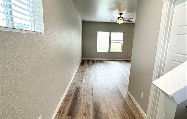 3 Bedroom 2.5 in Meridian  Available NOW!