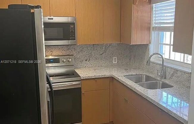 2645 SW 33rd Ave # 2645, Miami, FL 33133