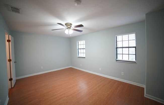 2 beds, 2.5 baths, $1,500, Unit APARTMENT B