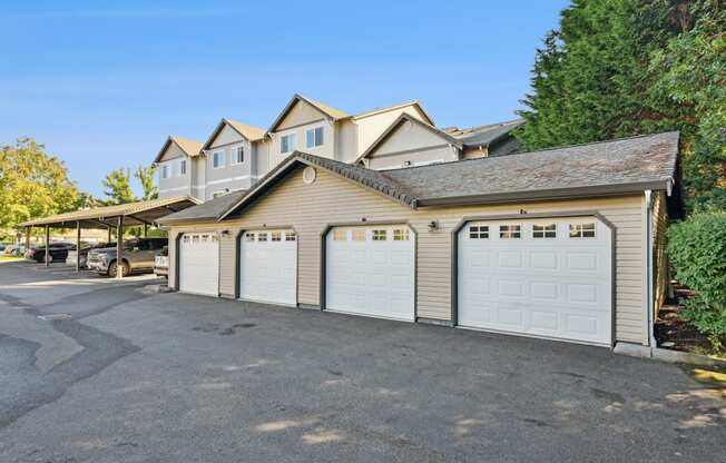 The Madison in Olympia, WA garages