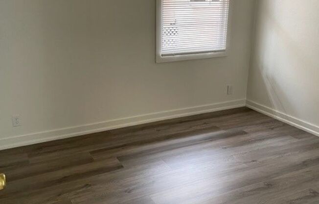 Nice 1-bedroom apartment with modern fixtures and appliances