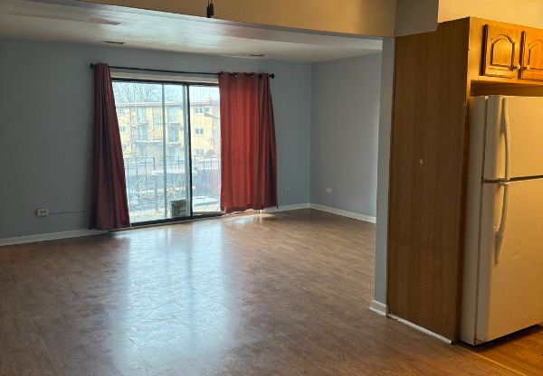 11925 S LAWNDALE AVE