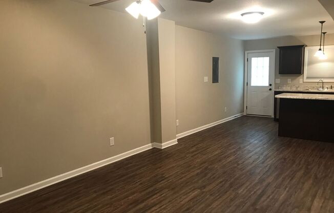 2 beds, 2.5 baths, 1,127 sqft, $1,250, Unit B