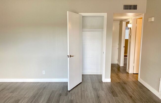 2 beds, 2 baths, 900 sqft, $1,295, Unit 5