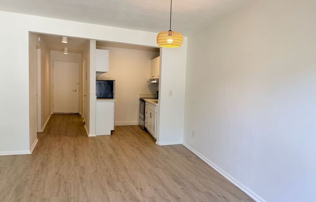 1 bed, 1 bath, 624 sqft, $1,710, Unit 202