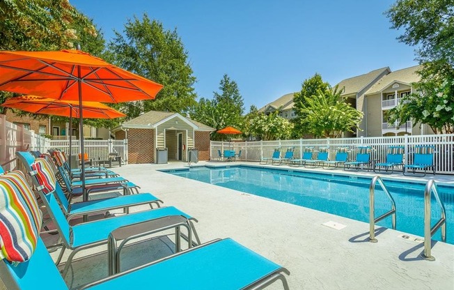 our apartments have a pool and lounge chairs