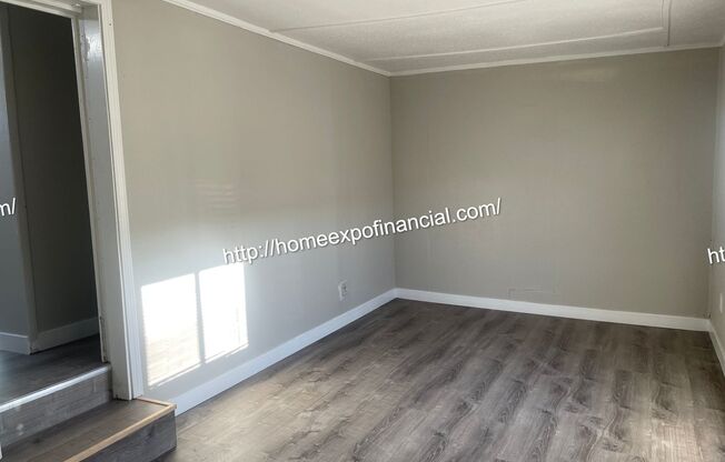 2 beds, 1 bath, $1,595