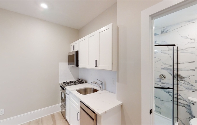 Studio, 1 bath, 330 sqft, $3,200, Unit 26