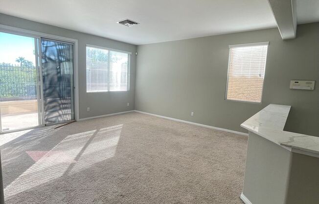 3 beds, 2.5 baths, $3,300