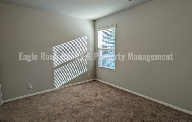 3 beds, 2 baths, $1,700