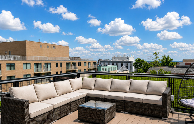 1 bed, 1 bath, 559 sqft, $2,675, Unit 417