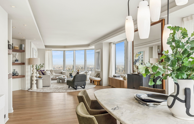 2 beds, 2.5 baths, $18,000, Unit 6001