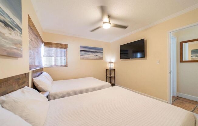 2101 NE 15TH ST FORT LAUDERDALE, FL 33304