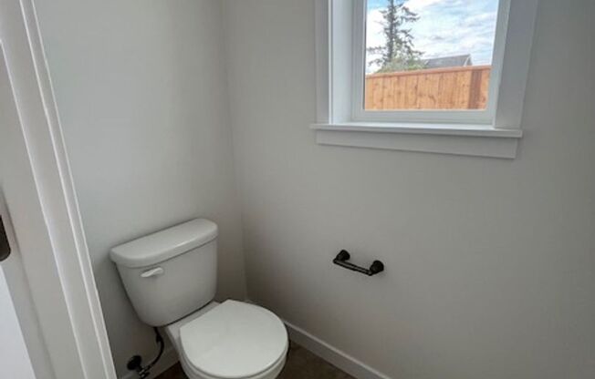 3 Bedroom 2 Bath Silverton OR