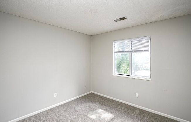 1 bed, 1 bath, 650 sqft, $825, Unit 222