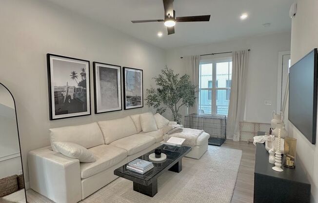 Exclusive Buckley Townhome | 2 Bed, 2 Bath Luxury Retreat!!