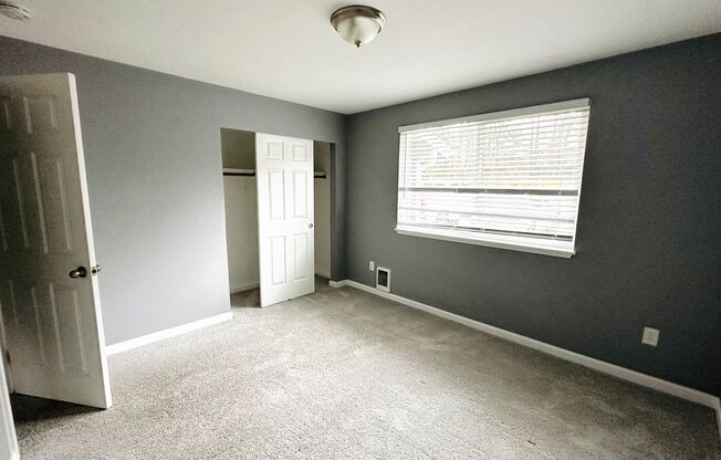 2 beds, 1 bath, $1,750, Unit 32259