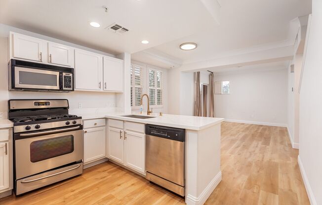 2 beds, 2 baths, $2,350