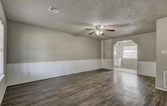 3 beds, 1 bath, $1,275