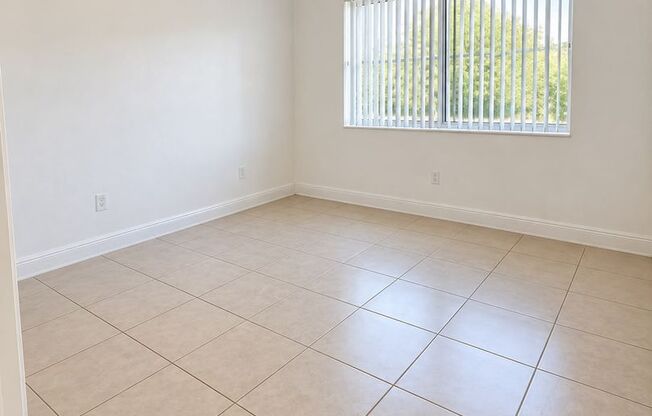 LP 02:Sunny Isles Apartments