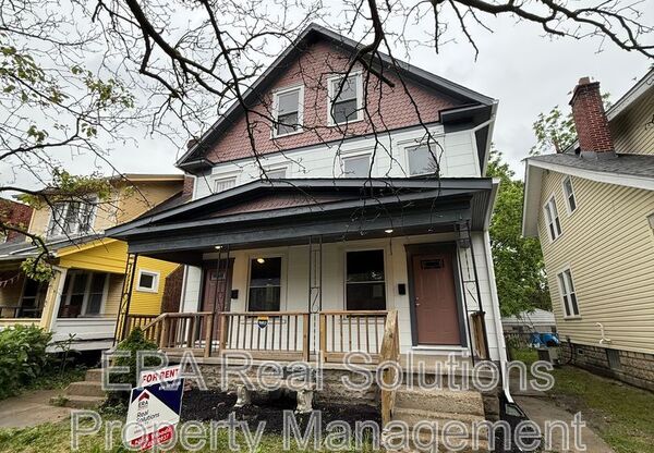475 WYANDOTTE AVE
