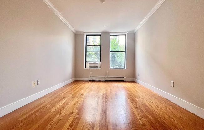 118 W 112th St