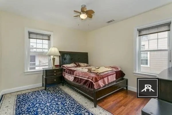 16 ELIOT CRES