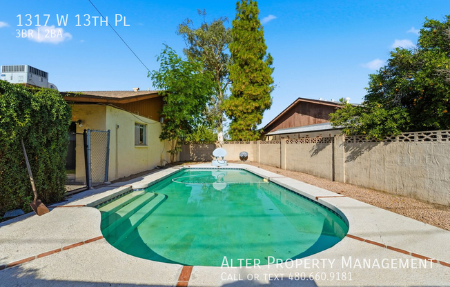 1317 W 13 PL