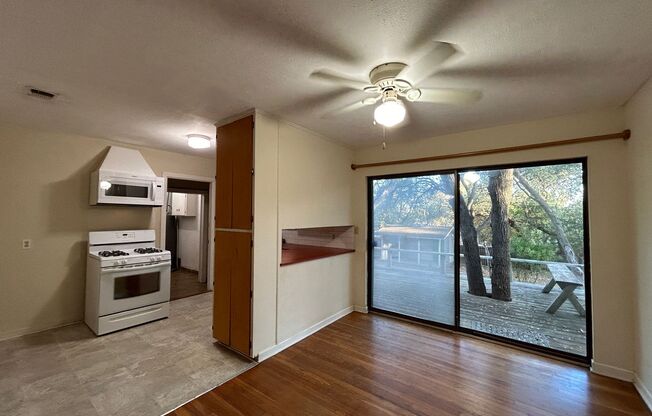 3 beds, 1 bath, $1,550