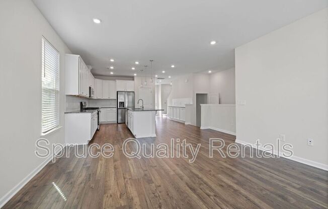 1268 COMMACK DR
