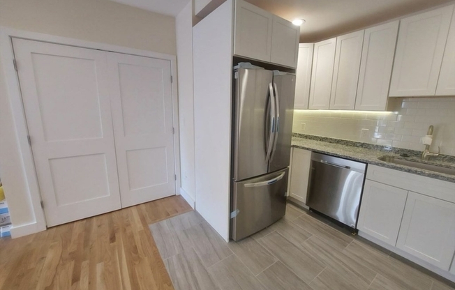 Studio, 1 bath, 650 sqft, $1,900, Unit 2