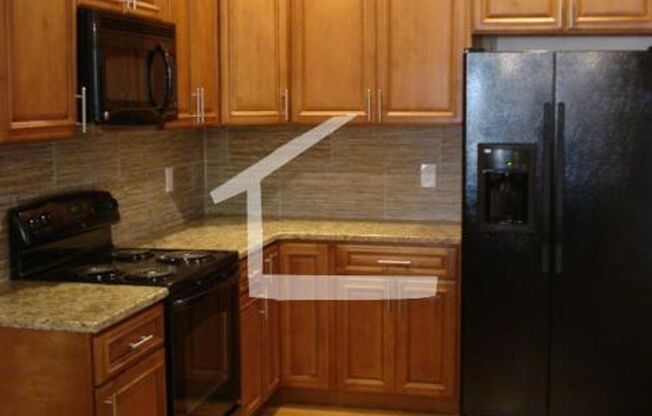 AWESOME 4 BED 3 BATH IN BROOKLINE!!!!!!