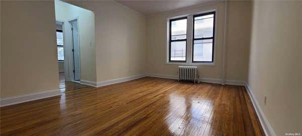 1 bed, 1 bath, 700 sqft, $2,400, Unit 3D