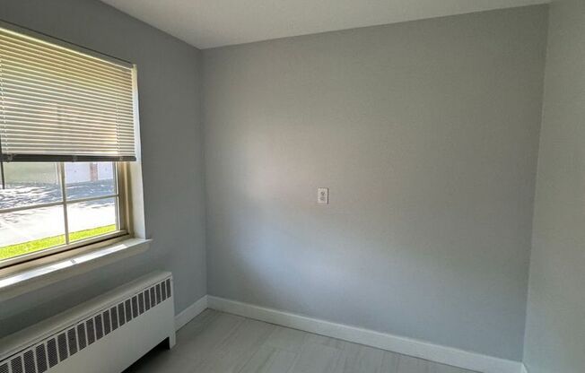 2 beds, 1 bath, 825 sqft, $2,500, Unit S021