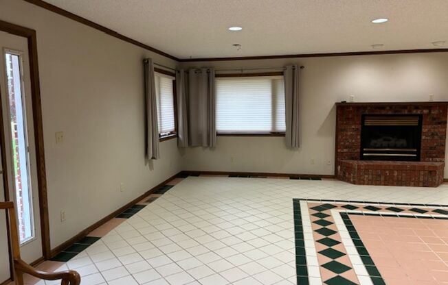 2 beds, 2 baths, $1,350