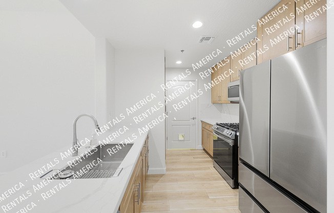 2302 N Central Ave Unit C303