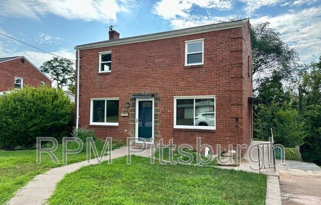 975 ELIZABETH ST