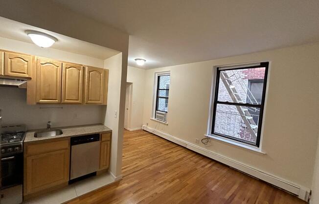 Studio, 1 bath, $2,450, Unit 3C