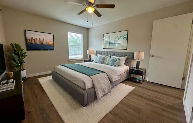 2 beds, 2 baths, 900 sqft, $1,412, Unit LAW11-216