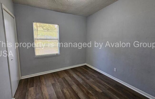 3 beds, 1 bath, $1,325