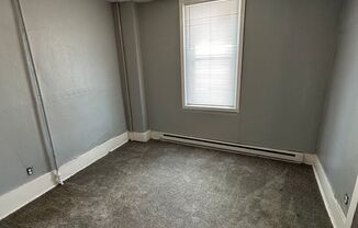 2 beds, 1 bath, $950, Unit unit 1