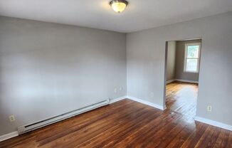 3 beds, 1 bath, $1,300