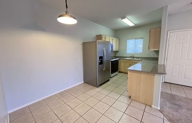 2 beds, 2 baths, $1,295