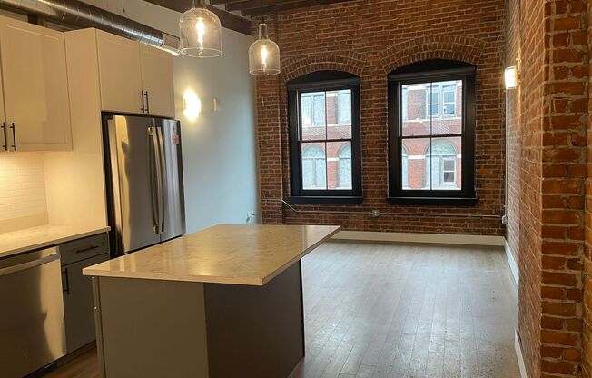 1 bed, 1 bath, 500 sqft, $1,675, Unit 123-416