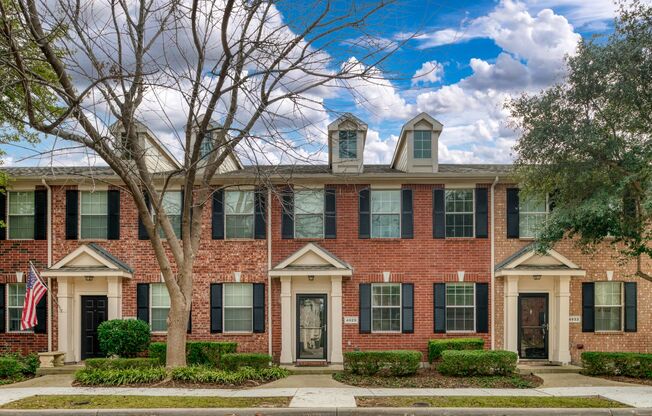 Lovely Townhome in Village on the Green