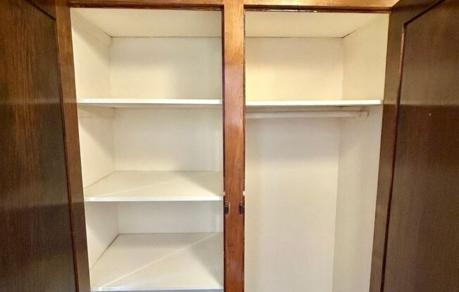 1 bed, 1 bath, 575 sqft, $1,965, Unit 520-I2