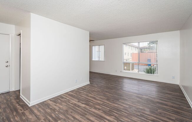 1 bed, 1 bath, 660 sqft, $1,490, Unit 9