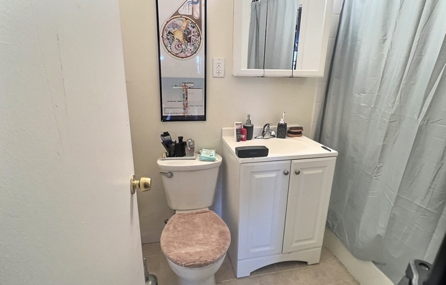 Studio, 1 bath, 999 sqft, $2,150, Unit 20